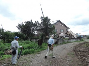 益城町木山で調査中